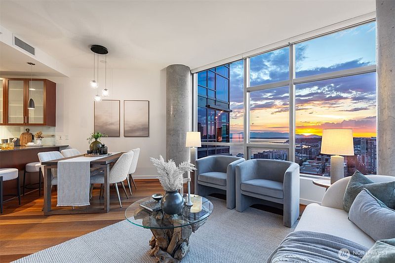 5th image of 2033 2nd Avenue #2104