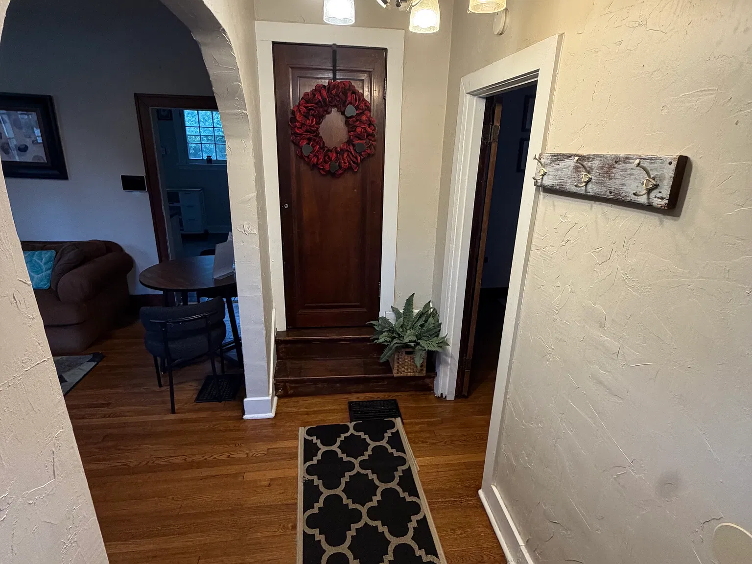2 bed, 1.0 bath, 850 sqft, $1,000 — Photo 3