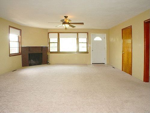2nd image of 4759 Diona Dr