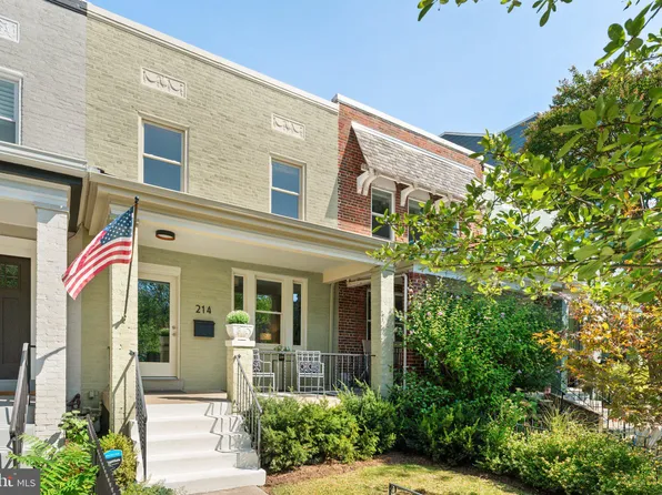 214 16th St SE, Washington, DC 20003
