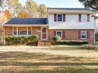 4 Stuttaford Dr, Sandston, VA 23150