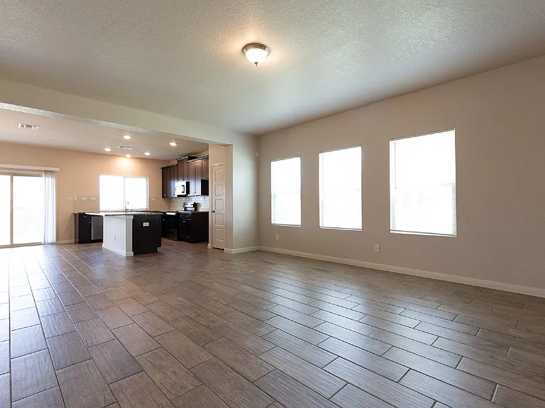 746 Farmers Dell — Photo 5