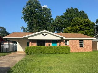 1812 Diana St, Bossier City, LA 71112