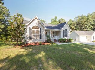 24 Academy Ct, Coats, NC 27521