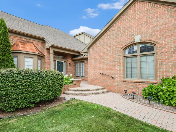 54688 Bellingham Dr, Shelby Township, MI 48316