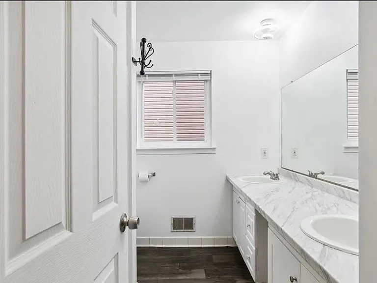 1715 Fern Ct — Photo 18