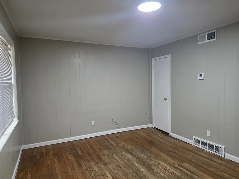 4535 Beacon Hill Dr — Photo 6