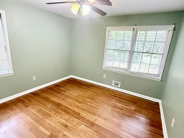 245 Milledge Hts — Photo 11