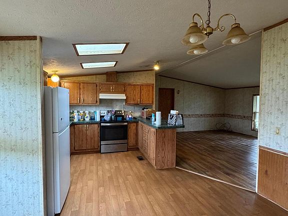 5th image of 1 Gruver St