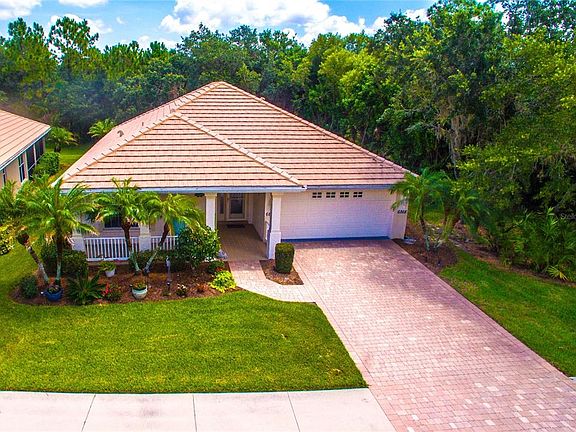 2nd image of 6868 Grand Cypress Blvd