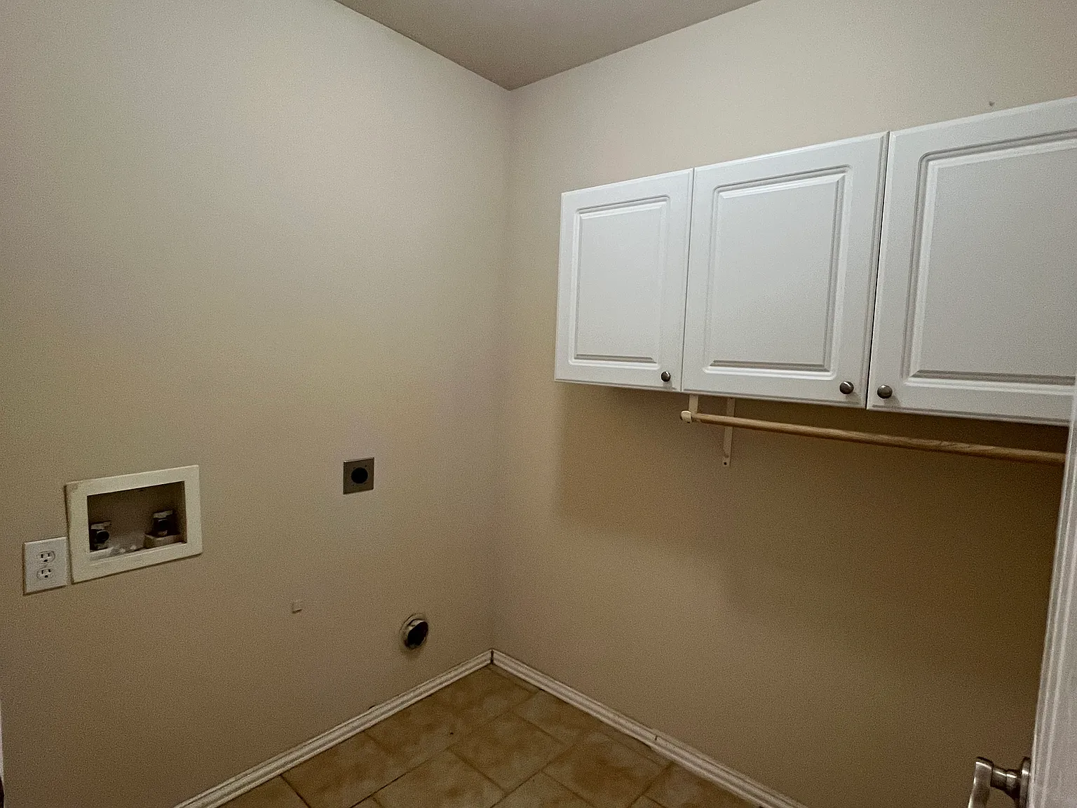 3 bed, 1434 sqft, $1,850 — Photo 3