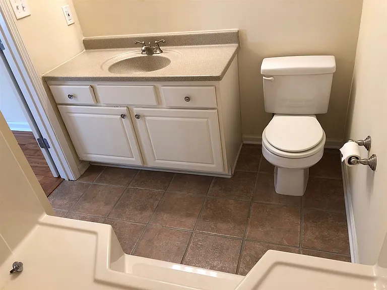 638 N Fairfield Dr — Photo 12
