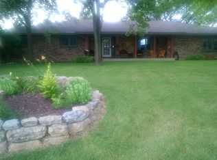 11628 Chatt Dr, Roscoe, IL 61073