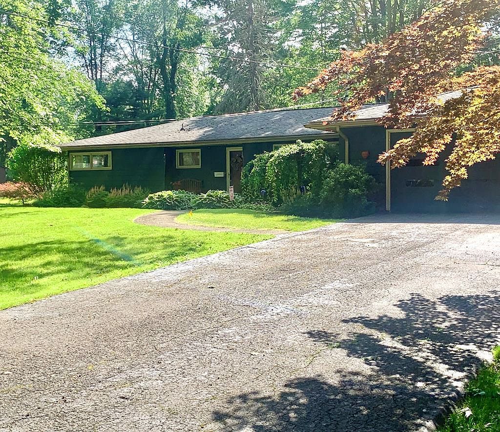 135 Callender St 16365, Warren, NH 03279 MLS 31716944 Zillow