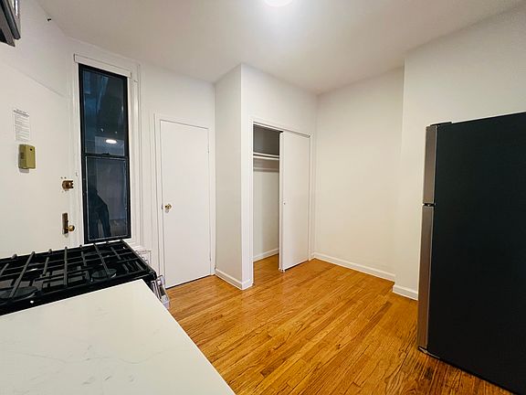2nd image of 409 E 74th St APT 3B