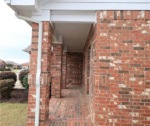 2nd image of 6109 Miranda Dr