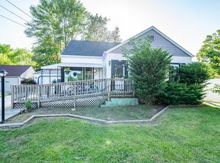 527 S Main St, Mishicot, WI 54228