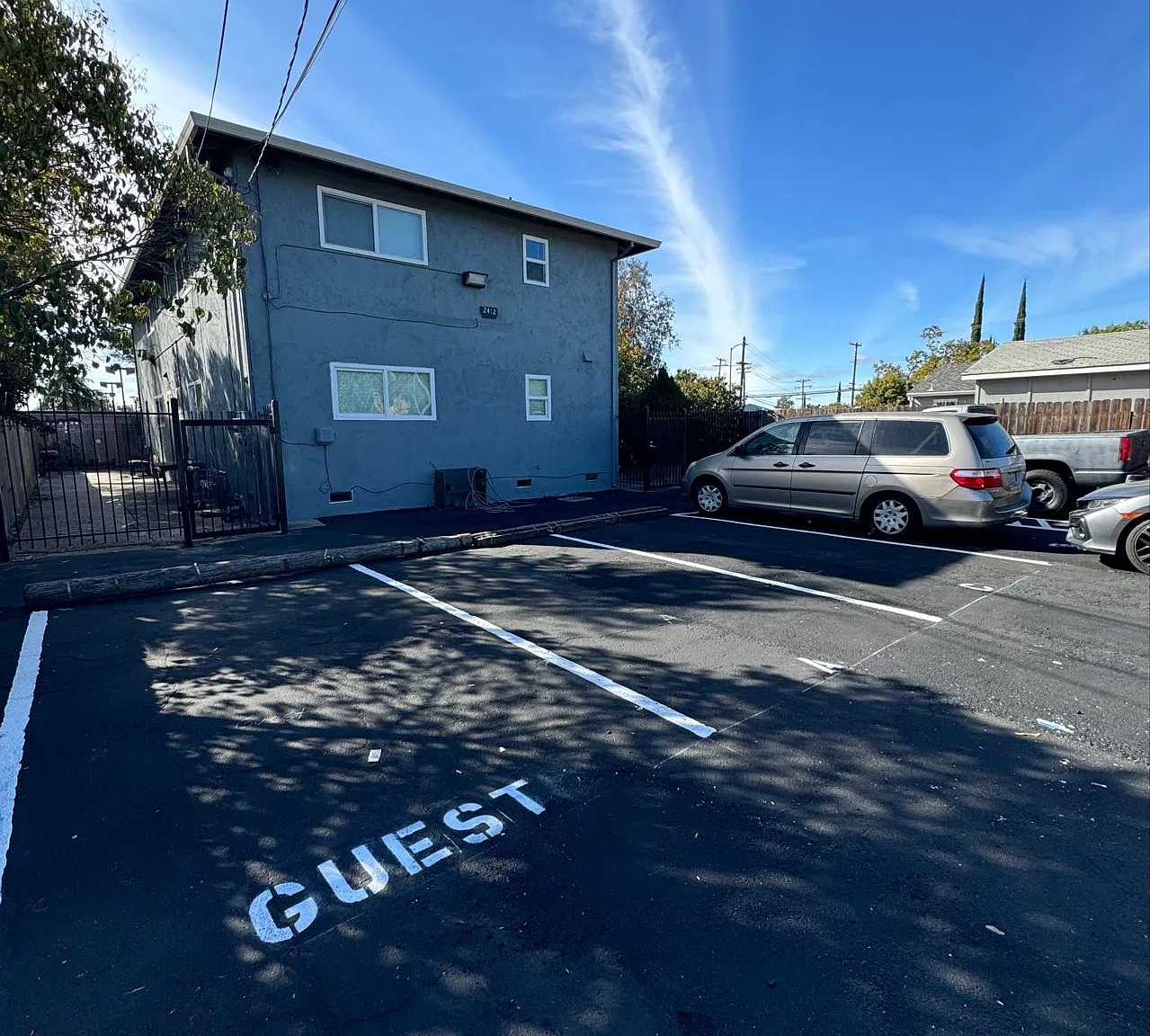 2 bed, 950 sqft, $1,800 — Photo 3