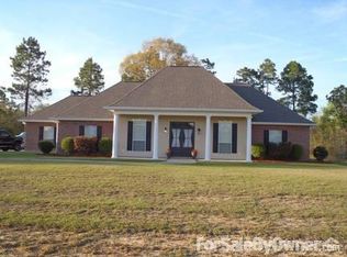 98 N Apple South Dr, Carriere, MS 39426