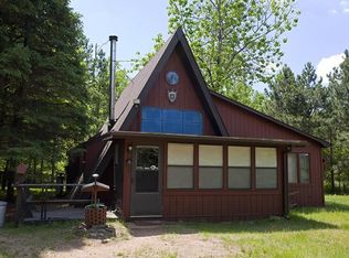 1103 Badger Dr, Hancock, WI 54943