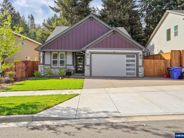 1764 York Butte Ave SE, Salem, OR 97306