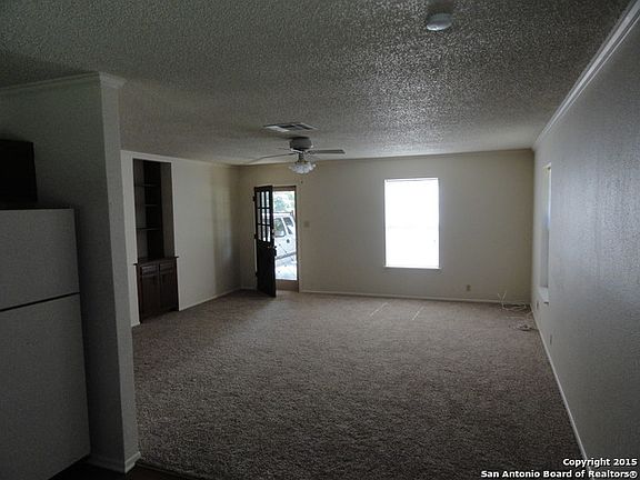 4th image of 6911 Grass Valley Dr