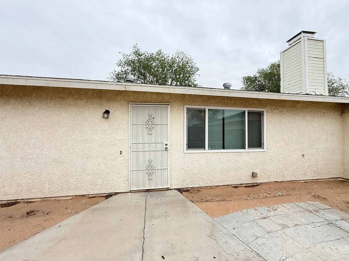 Building Photo - 13357 Mohawk Rd #A