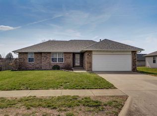 143 Pine Ridge Boulevard, Rogersville, MO 65742