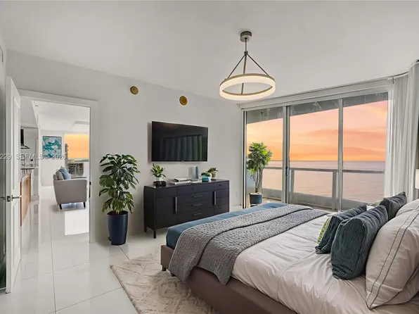 495 Brickell Ave APT 2301, Miami, FL 33131