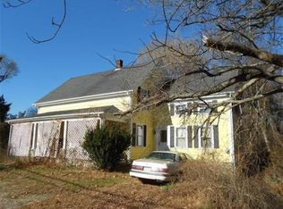 425 Locust St, Swansea, MA 02777
