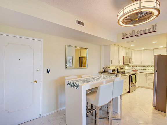 3rd image of 2840 S Ocean Blvd #2170