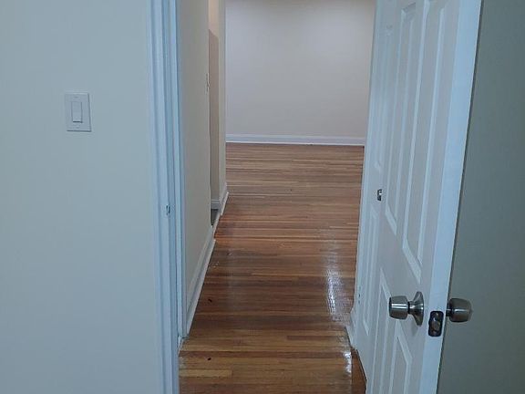 5th image of 3240 89th St APT 307