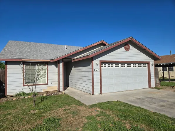 607 S Santa Clara St, Tulare, CA 93274