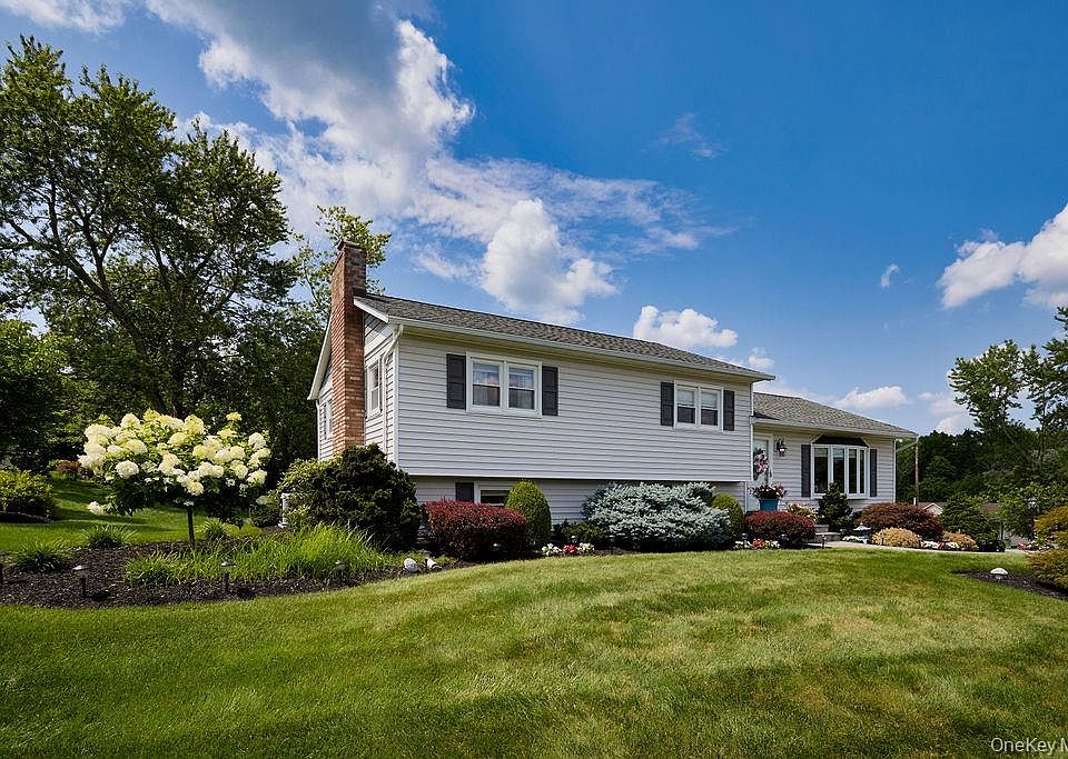 1st image of 8 Carroll Drive