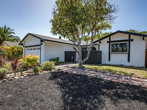 3rd image of 261 Redwood Circle