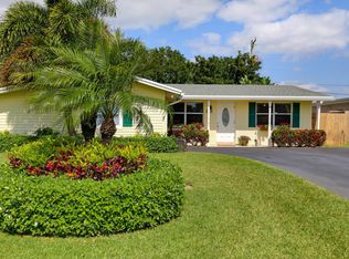 371 Garden Blvd, Palm Beach Gardens, FL 33410