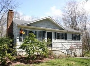 389 Bennetts Farm Rd, Ridgefield, CT 06877