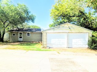 219 Lake St, Hollister, MO 65672