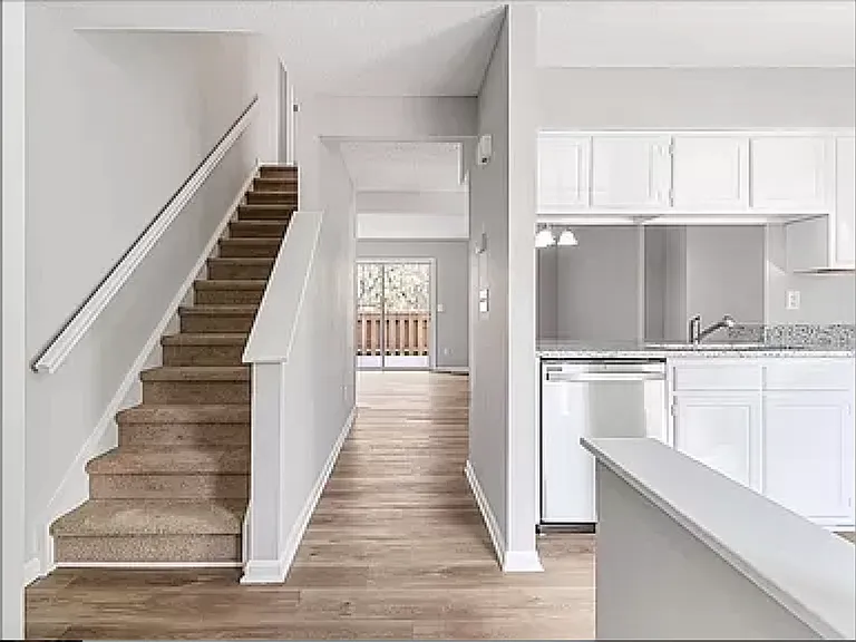 531 Lex Dr — Photo 10