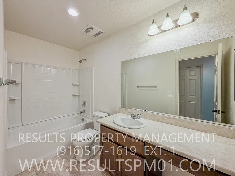 4329 Gentry Way — Photo 37