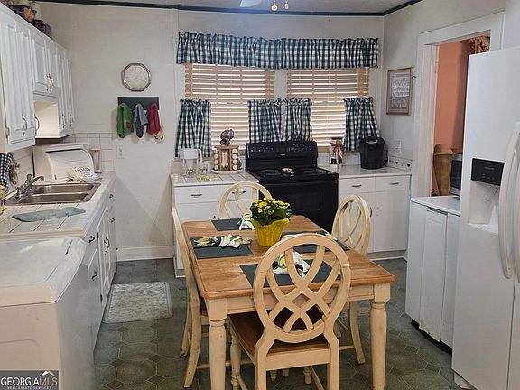 2nd image of 5005 Five Forks Trickum Rd SW