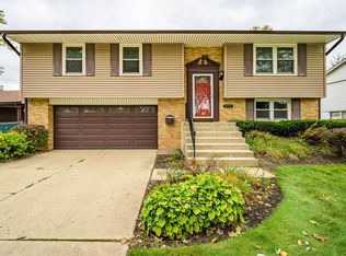 408 Krause Ave, Streamwood, IL 60107