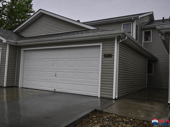 4th image of 532 Lakeside Dr #34