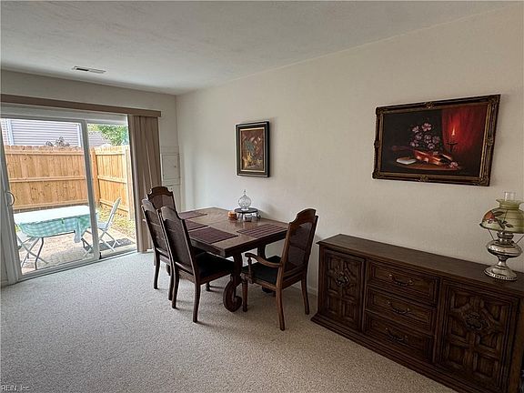 4th image of 3858 Staffordshire Ln