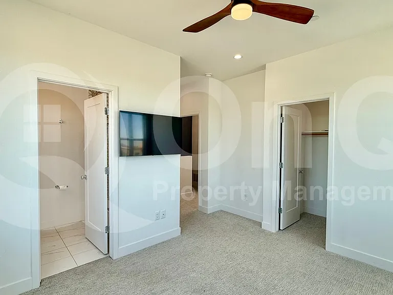 825 N 9th Ave #1 — Photo 13