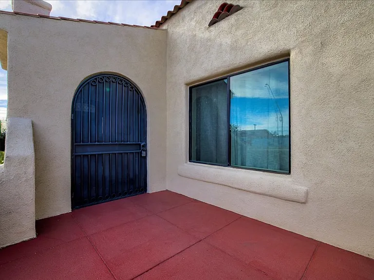 1333 E Broadway Blvd — Photo 3