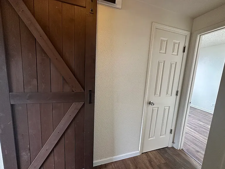 617 Renee Ct — Photo 9