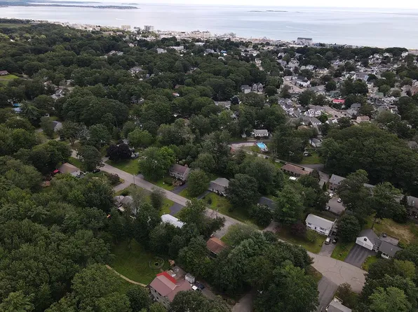 4 Patriot Way, Old Orchard Beach, ME 04064