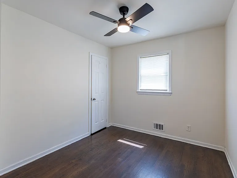 3 Leick Ave — Photo 9