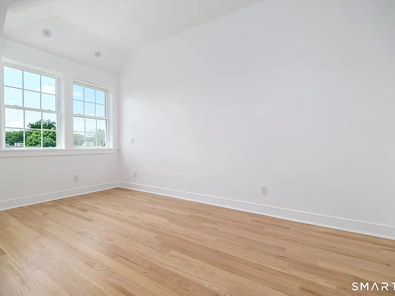 1911 Summer St #1 — Photo 18